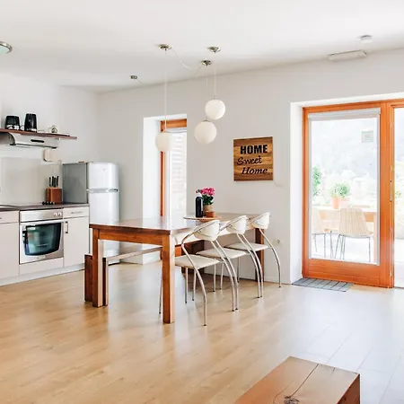 Apartma House Blazar *