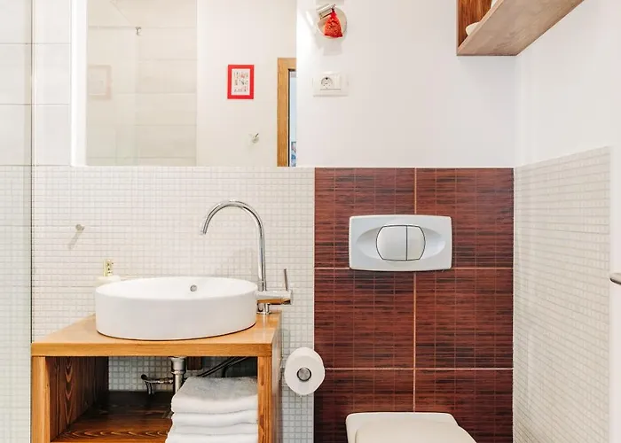 House Blazar * Tolmin